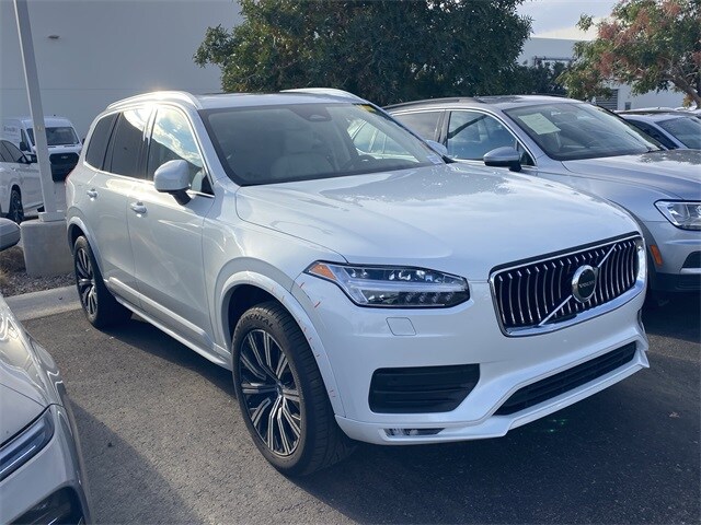 2023 Volvo XC90 B5 AWD Core photo 3