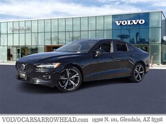 2023 Volvo S60 B5 FWD Core Dark Sedan