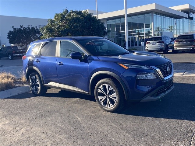 2023 Nissan Rogue SV photo 3