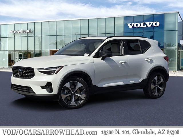 2026 Volvo XC40 B5 Plus Dark AWD's photo