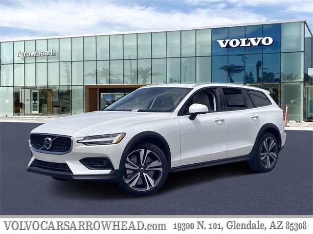 2025 Volvo V60 Cross Country Wagon 