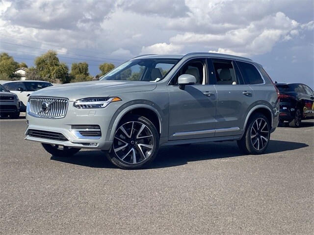 2025 Volvo XC90 Plus photo 2