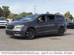 2022 Chrysler Pacifica Hybrid Touring L Van Passenger Van