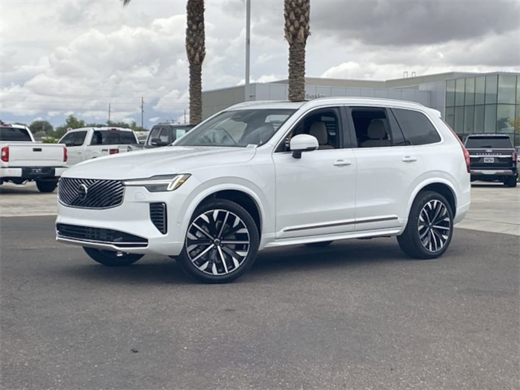 New 2026 Volvo XC90 B6 Plus 7-Seater SUV