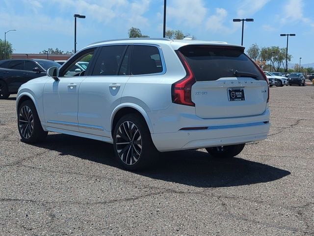 2025 Volvo XC90 Plus - Photo 9