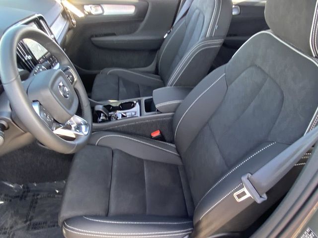 2026 Volvo XC40 Ultra - Photo 20