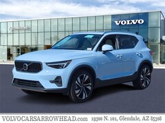 2025 Volvo XC40 B5 Ultra Bright Theme SUV