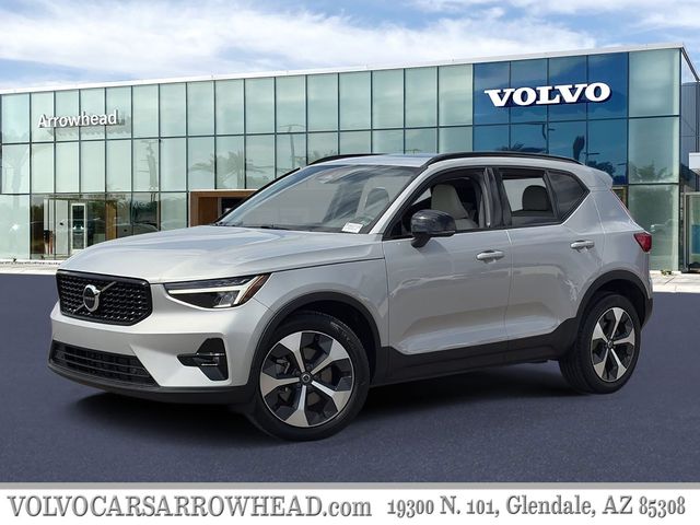 2023 Volvo XC40
