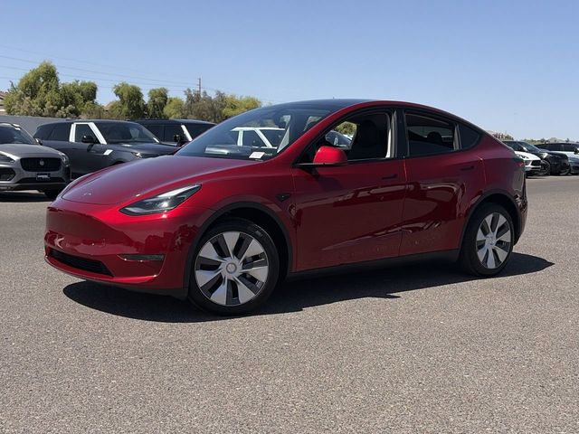 Used 2024 Tesla Model Y Long Range with VIN 7SAYGDEE4RA243593 for sale in Glendale, AZ