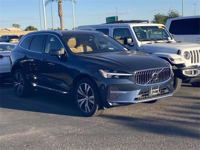 2023 Volvo XC60 B5 Ultimate photo 3