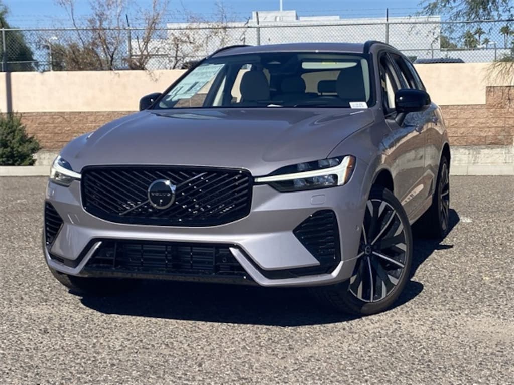 New 2026 Volvo XC60 plug-in hybrid T8 Ultra SUV