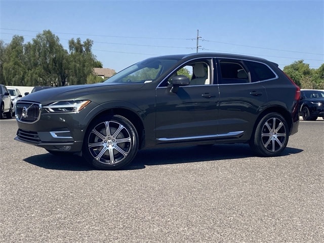 Used 2018 Volvo XC60 Inscription with VIN YV4A22RLXJ1023642 for sale in Glendale, AZ