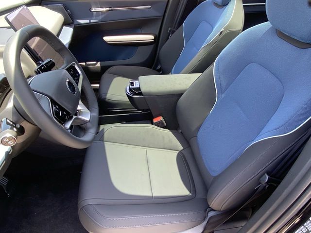 2025 Volvo EX30 Plus - Photo 20