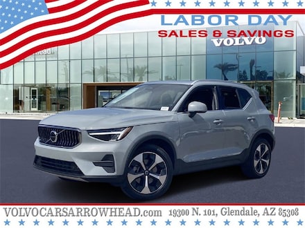 2025 Volvo XC40 B5 Core Bright Theme SUV