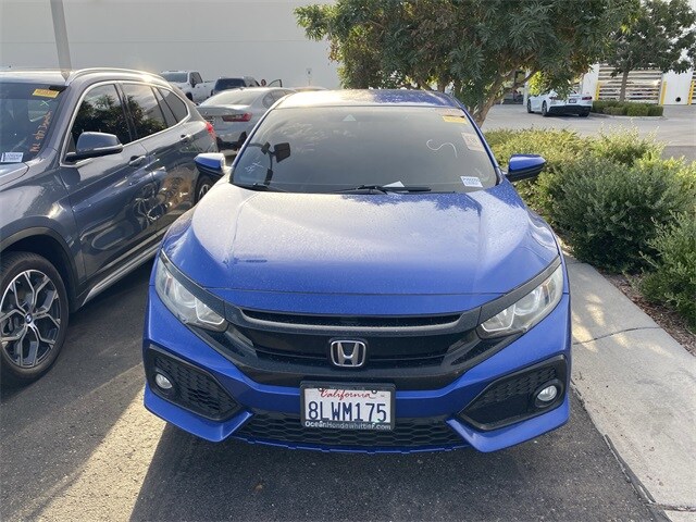 2019 Honda Civic Sport Hatchback photo 2