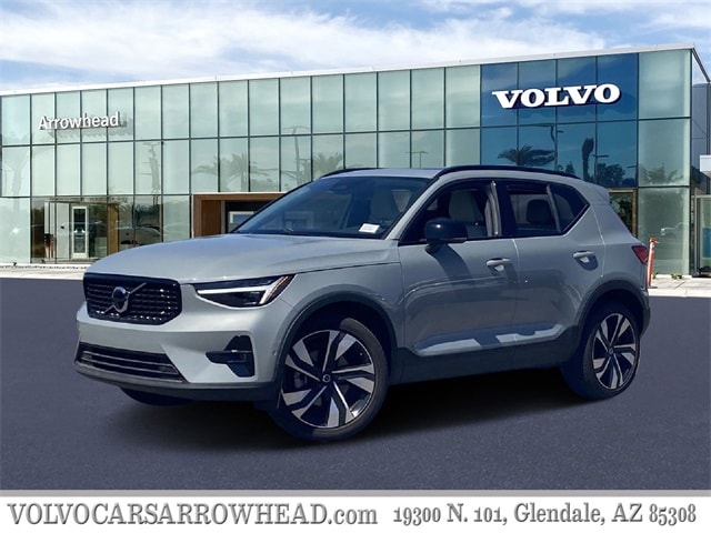 2025 Volvo XC40 Plus's photo