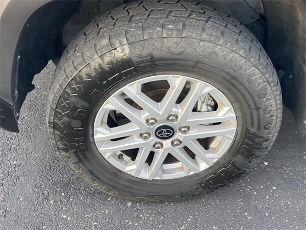 Used 2022 Toyota Tundra SR5 3.5L V6 Truck CrewMax