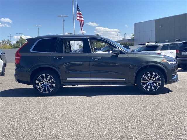 2022 Volvo XC90 T6 AWD Inscription photo 2