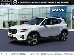 2024 Volvo XC40 B5 Core SUV