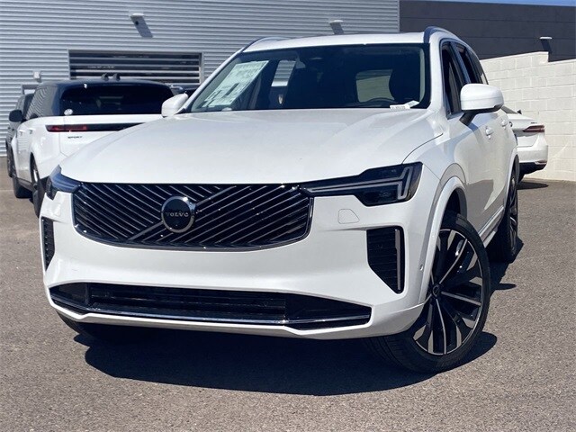2025 Volvo XC90 photo 3
