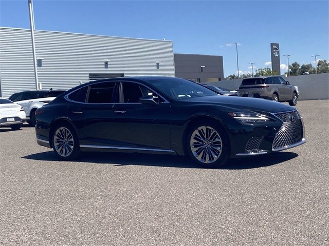 2021 Lexus LS 500 photo 3
