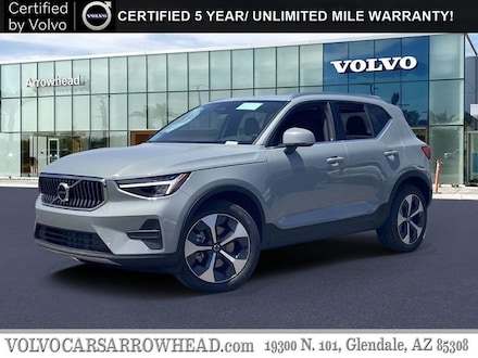 2025 Volvo XC40 B5 Core Bright Theme SUV