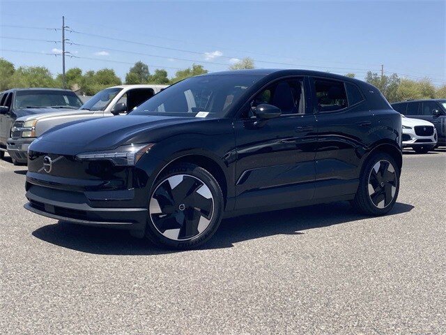 2025 Volvo EX30 Plus photo 2