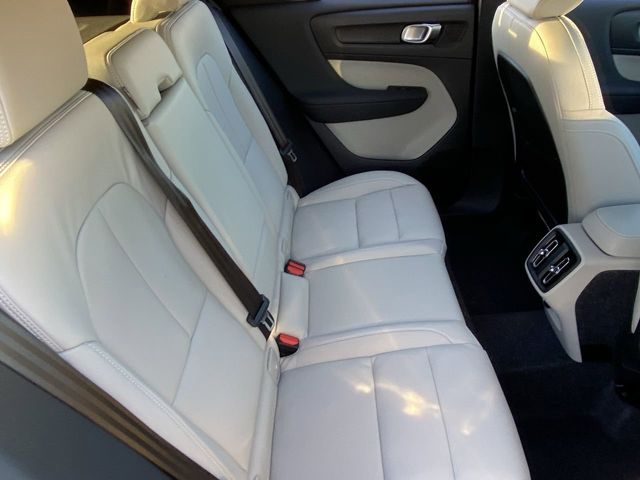 2026 Volvo XC40 Ultra - Photo 14