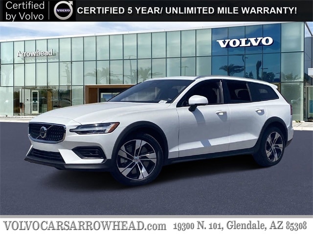 2024 Volvo V60 Cross Country Wagon 