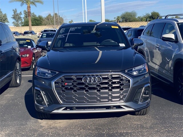 2025 Audi SQ5 Premium Plus photo 2