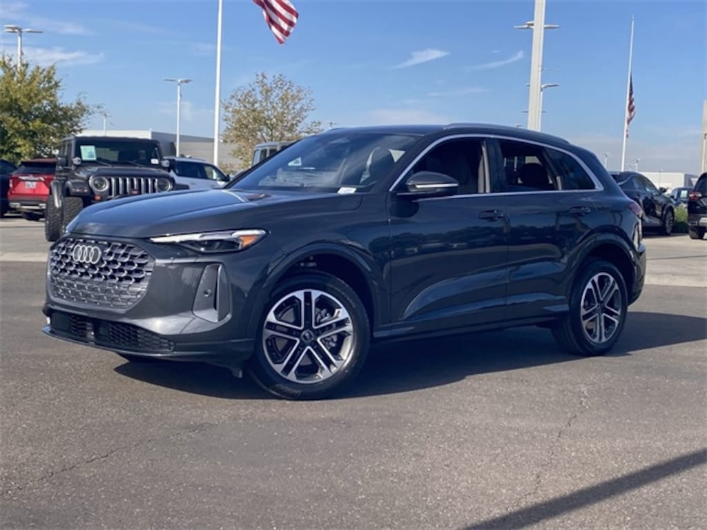 Used 2025 Audi Q5 2.0T Premium SUV