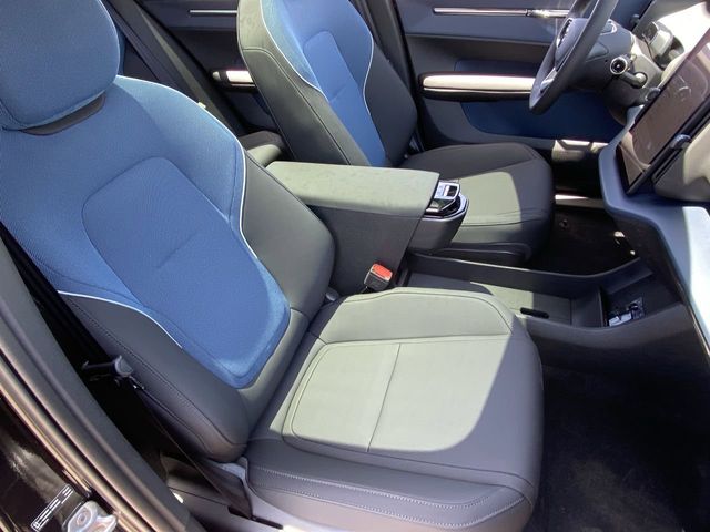 2025 Volvo EX30 Plus - Photo 12