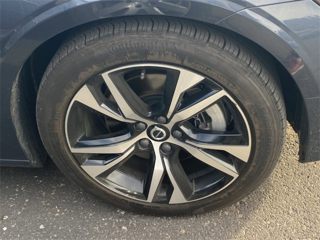 Certified 2025 Volvo S60 B5 Core Sedan