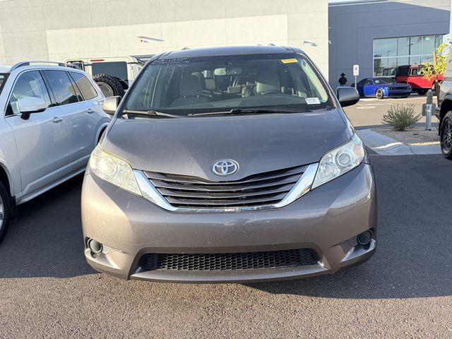 Used 2017 Toyota Sienna LE with VIN 5TDKZ3DC2HS767572 for sale in Glendale, AZ