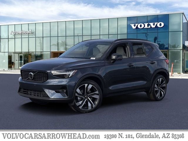 2026 Volvo XC40 B5 Ultra Dark AWD's photo