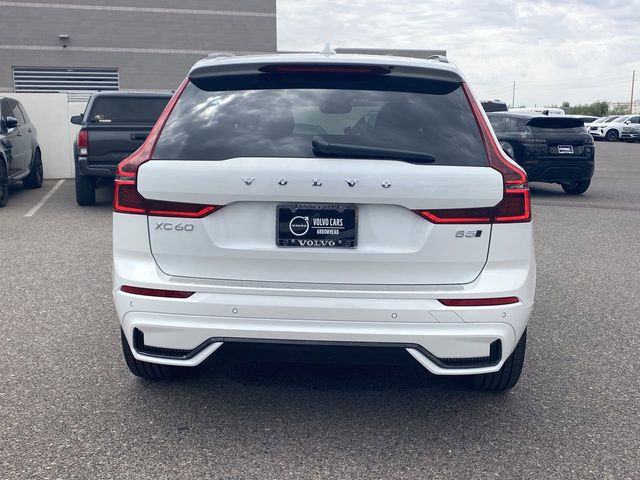 2026 Volvo XC60 Plus - Photo 8