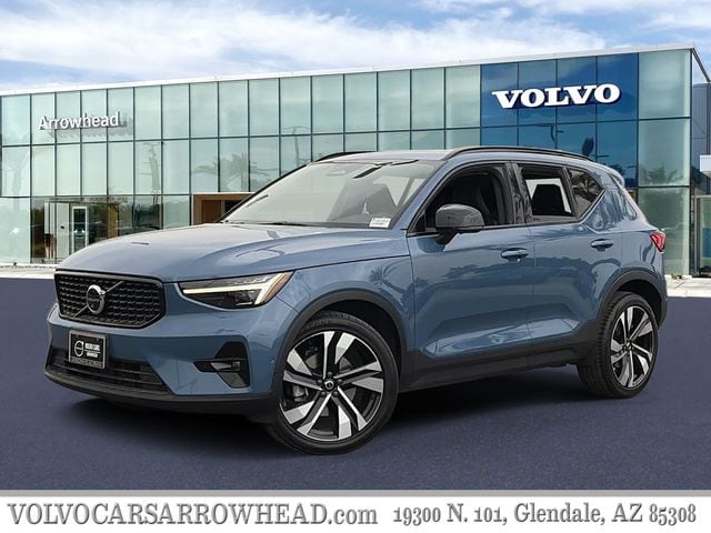 2023 Volvo XC40 SUV 