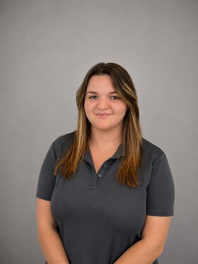 Staff member Alicia Crissman from ID_008f689b90e5