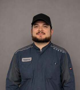 Staff member Roberto Villalobos from ID_5469451853cb