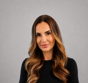Staff member Alina Renteria from ID_add125ec2cf8