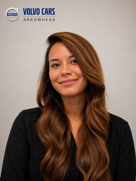 Staff member Shenoa Littlesalt from ID_c997ba38301a