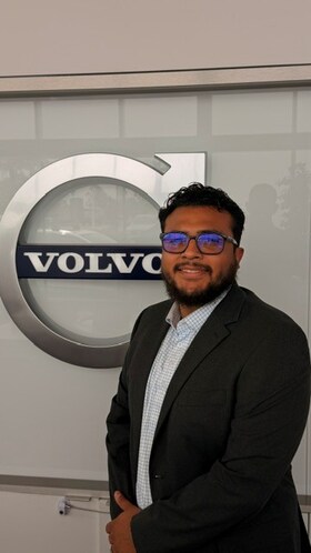 Staff member Engelbert Del Castillo from ID_c997ba38301a