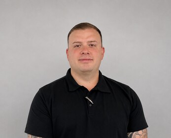 Staff member Nick Angels from ID_add125ec2cf8