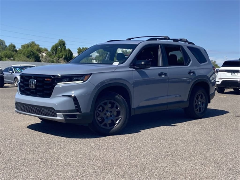 Used 2024 Honda Pilot TrailSport SUV