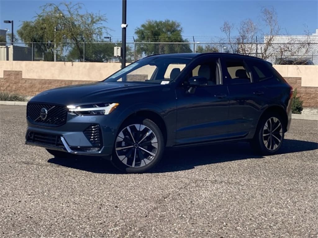 New 2026 Volvo XC60 B5 Plus SUV