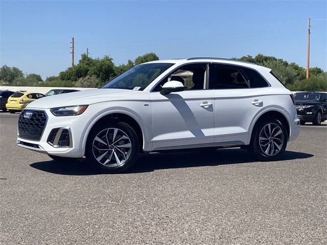 Used 2023 Audi Q5 Premium Plus with VIN WA1EAAFY0P2076588 for sale in Glendale, AZ