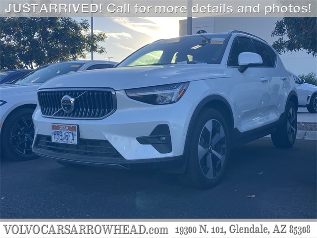 2025 Volvo XC40 Plus