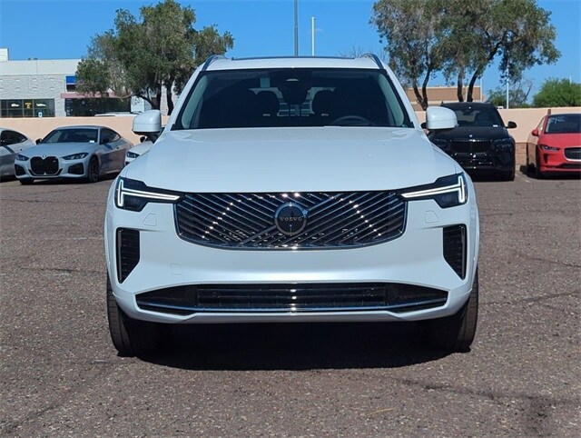 2025 Volvo XC90 photo 2