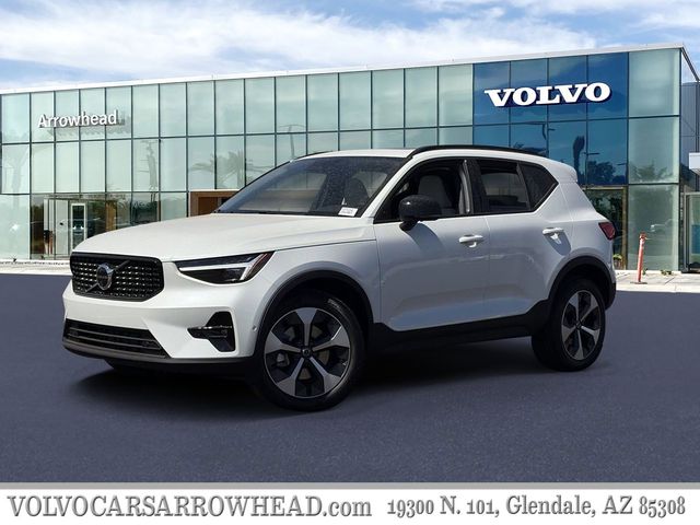 2026 Volvo XC40 B5 Plus Dark AWD's photo