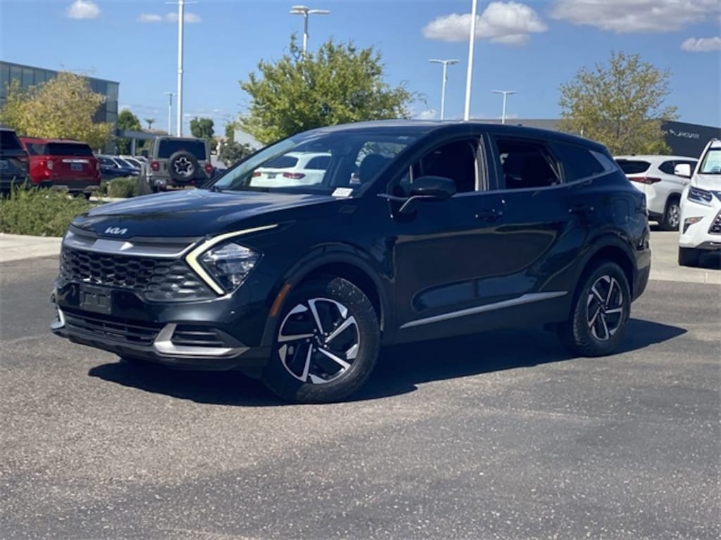 Used 2023 Kia Sportage Hybrid LX SUV